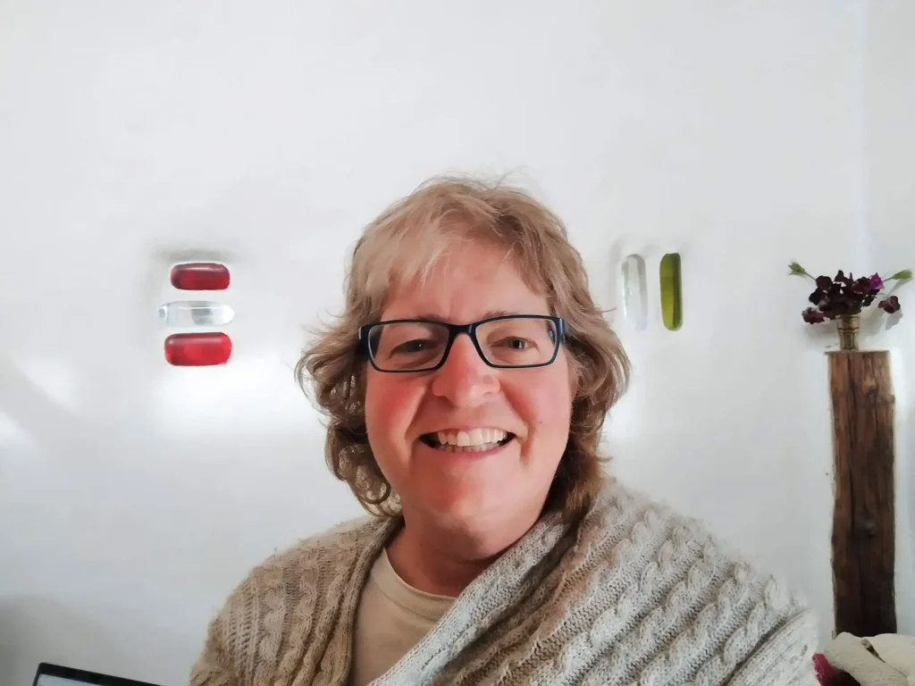 Gill Hall | Escuela Ameba Shiatsu